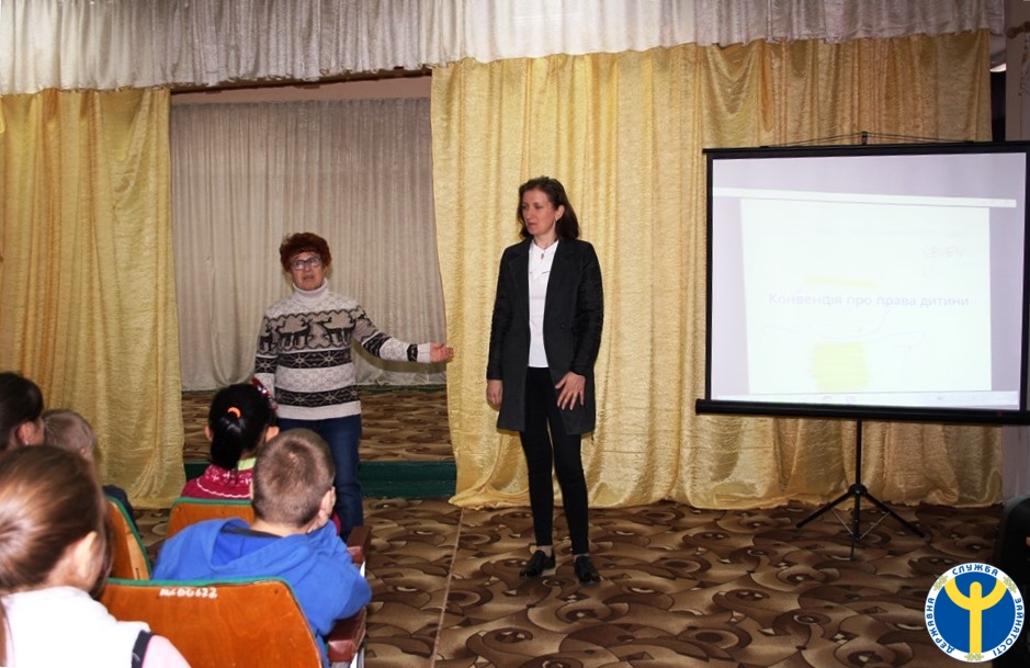 У Новомиргороді мешканці області з порушенням слуху відвідали семінар з правової обізнаності
